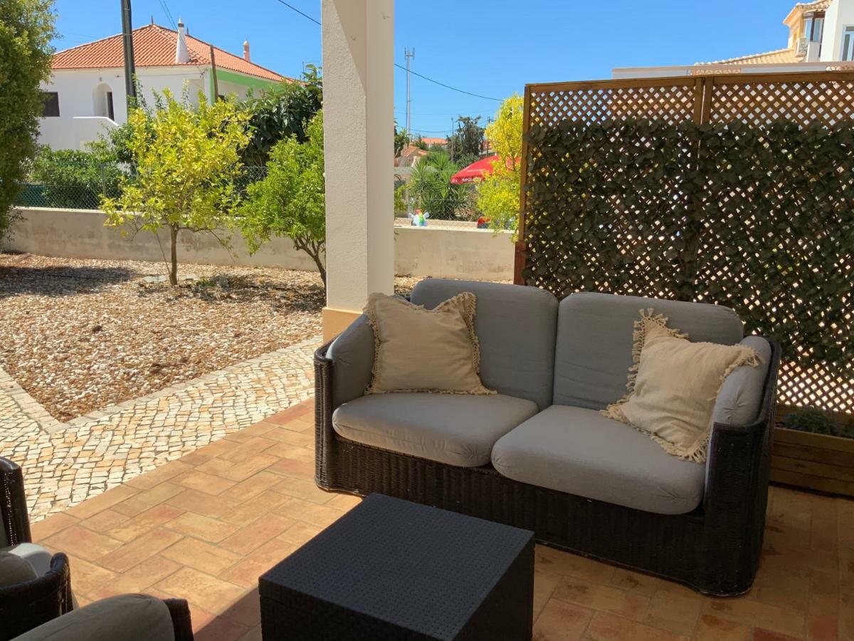 Guest House Alfarrobeiras Albufeira Exterior photo