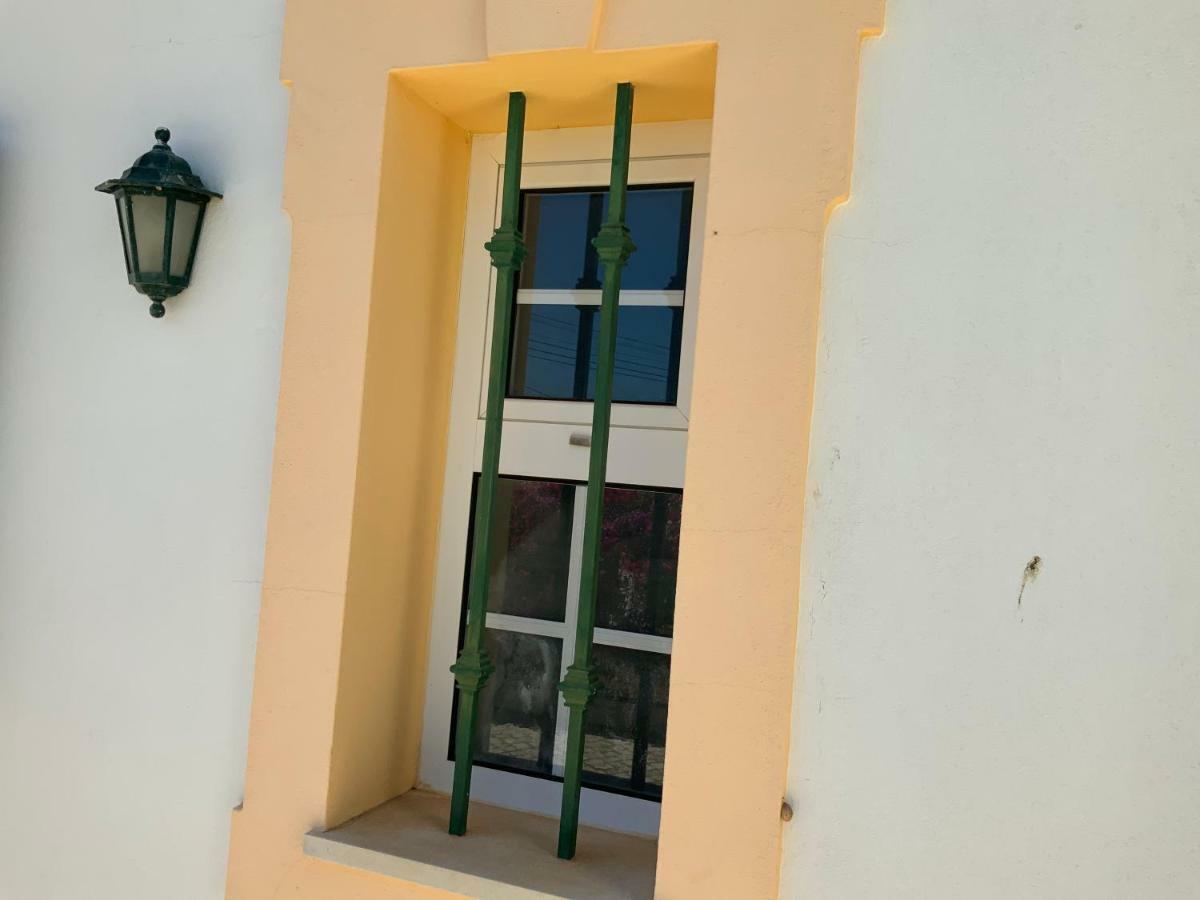 Guest House Alfarrobeiras Albufeira Exterior photo