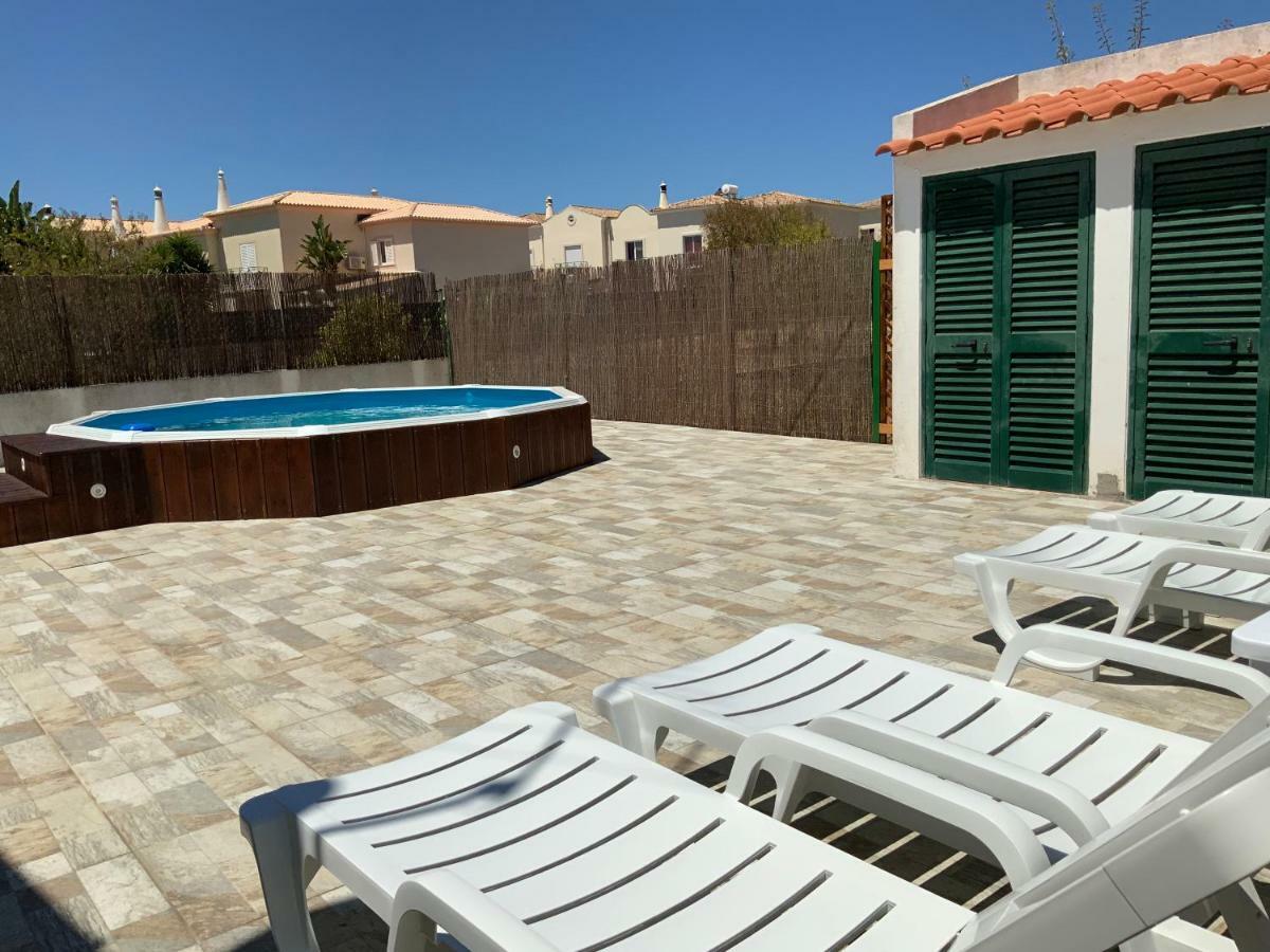 Guest House Alfarrobeiras Albufeira Exterior photo